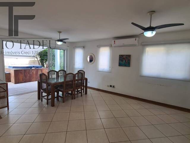 Casa para Venda em Guarujá - 3