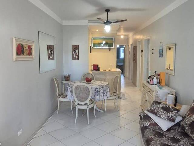 Apartamento para Venda em Guarujá - 4
