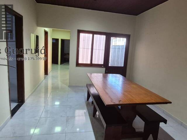 Casa para Venda em Guarujá - 3
